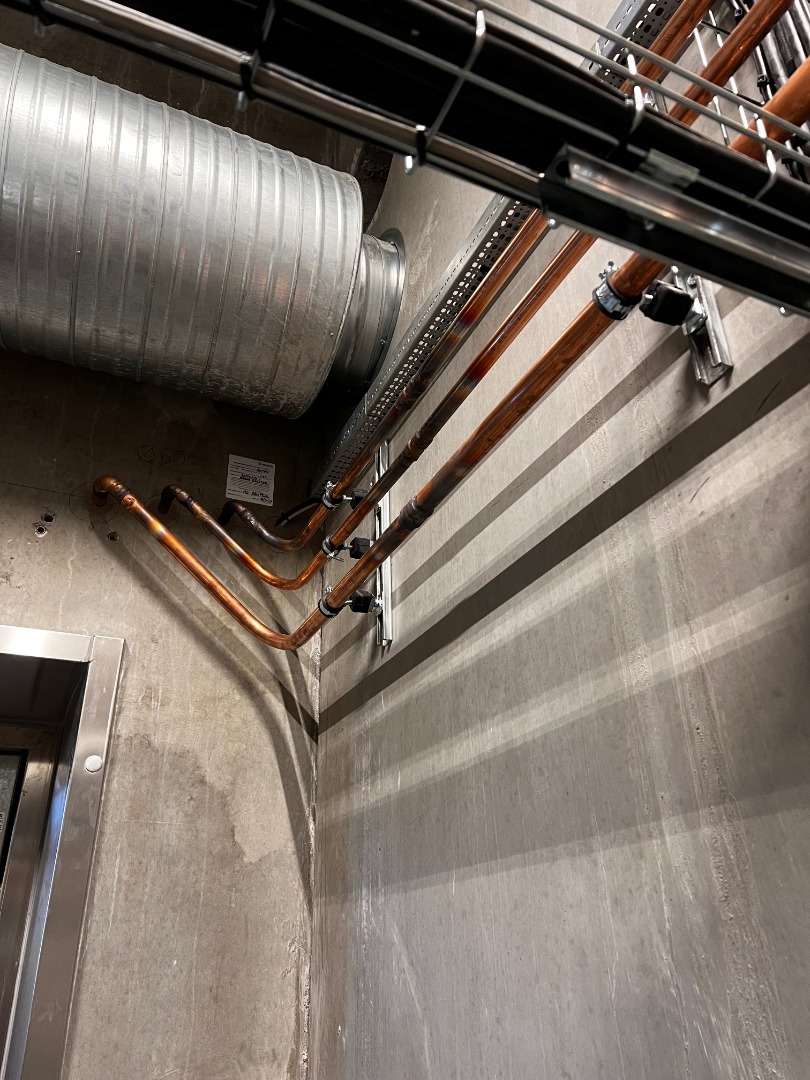 Rema 1000 Horsens_704_Butik_rørføring_Foto2.jpeg